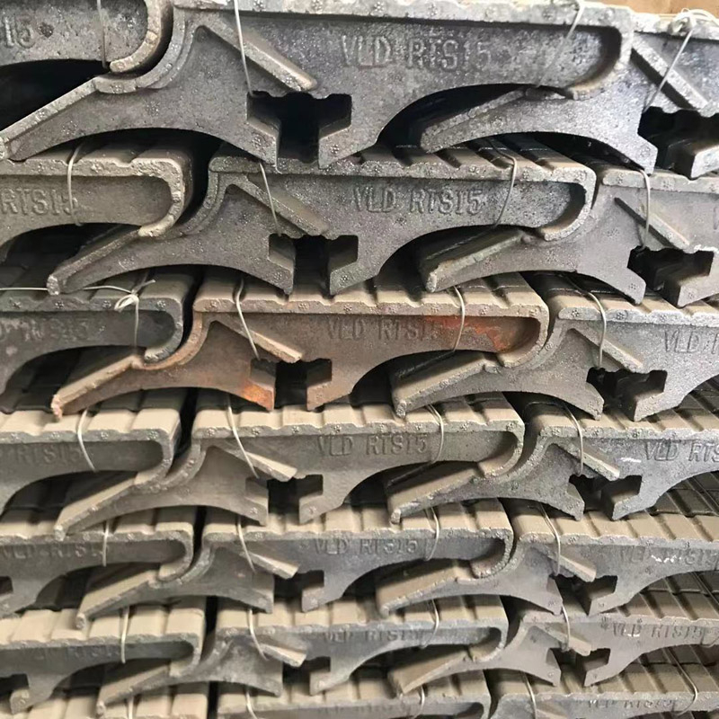 鏈條爐排和往復(fù)爐排的安裝方法：